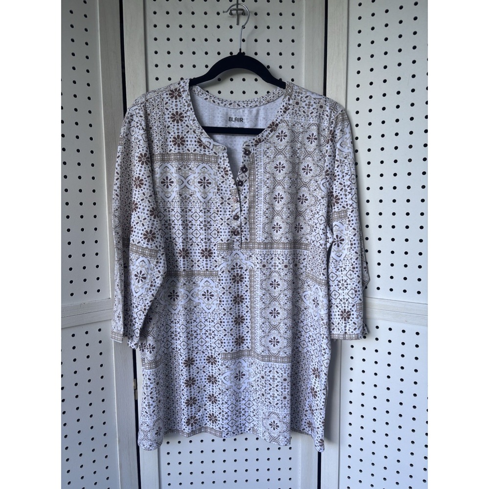 Blair 3/4 SLV V Neck Button Henley Tee Shirt White Brown Floral Geo Women's XL